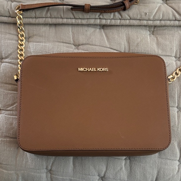 Michael Kors Brown Leather Crossbody with Gold Chain - Picture 2 of 4